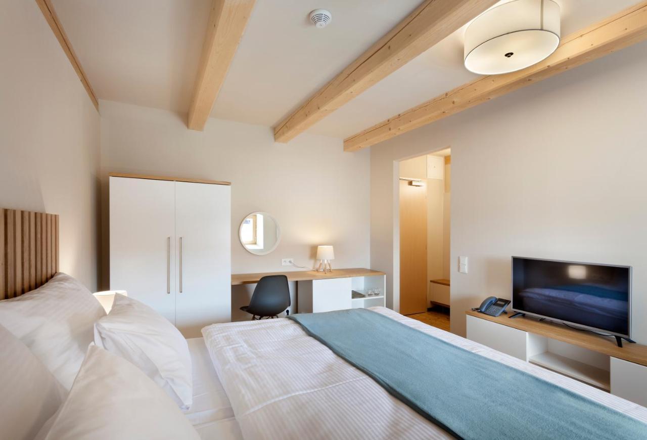 Hotel Kleis Cvikov Екстериор снимка